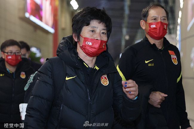 日韩亚洲人成网站在线播放