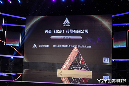 少妇被挺进后不挣扎迎合